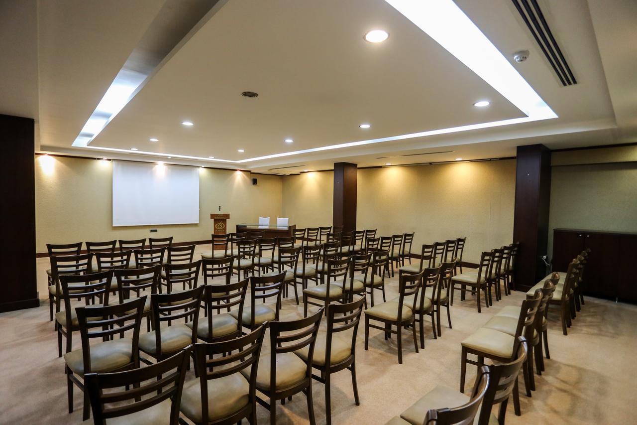 Sivas Bueyuek Hotel Exteriér fotografie