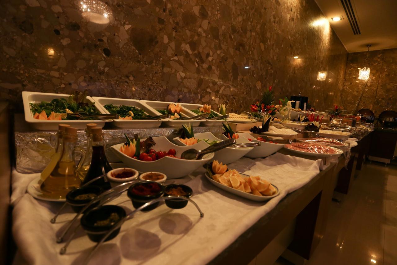 Sivas Bueyuek Hotel Exteriér fotografie